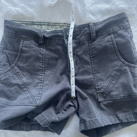 Prana Breathe Women’s Grey Corduroy Shorts Midrise Organic Cotton - Picture 6 of 9